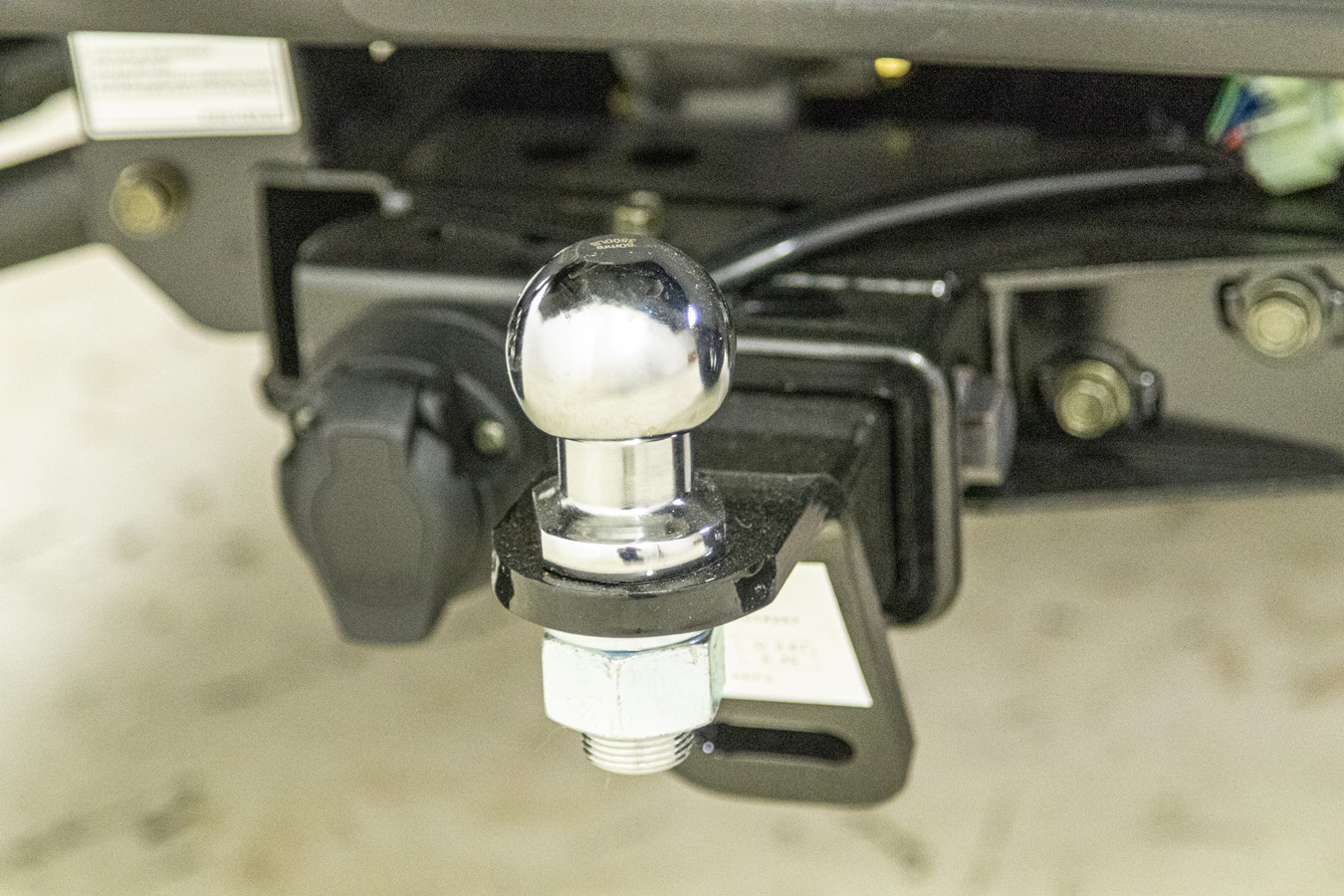 Kymco UTV 700 rear tow hitch and cargo area